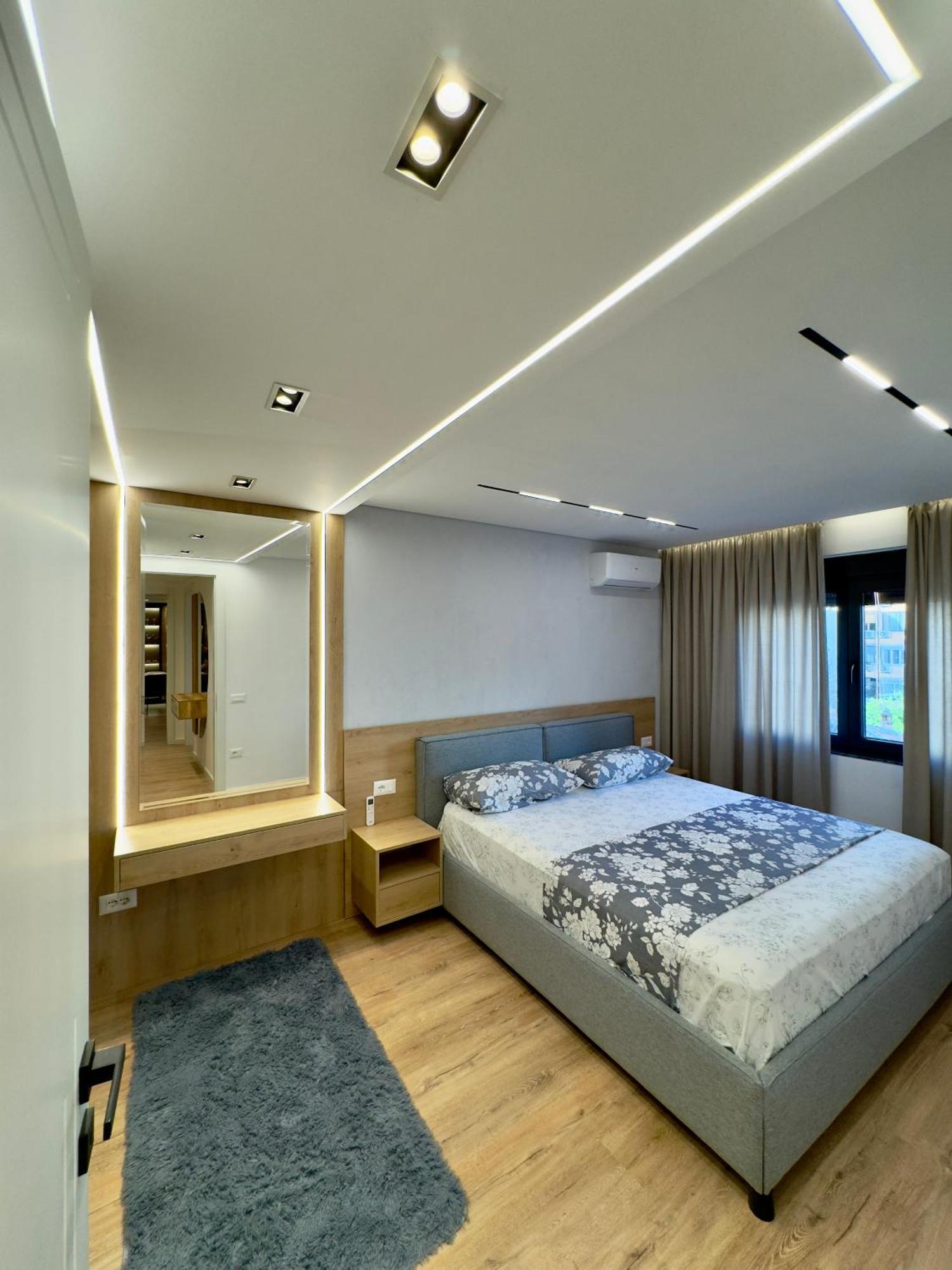 Soinn'S Apartament Tirana Exterior photo